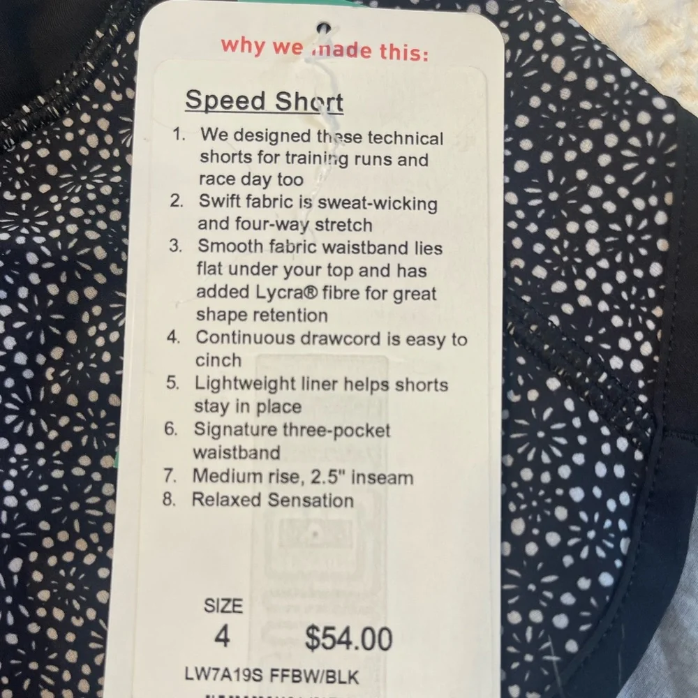 lululemon Speed Short Size 4 in Freckle Flower Black White NWT - Picture 6 of 6